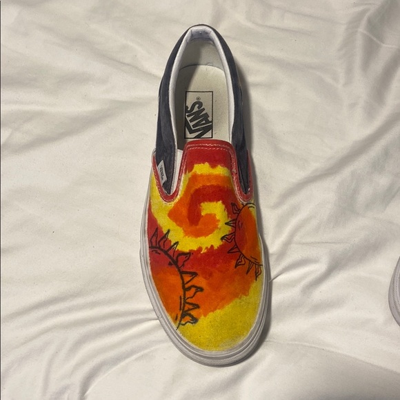 Custom vans - Picture 2 of 3
